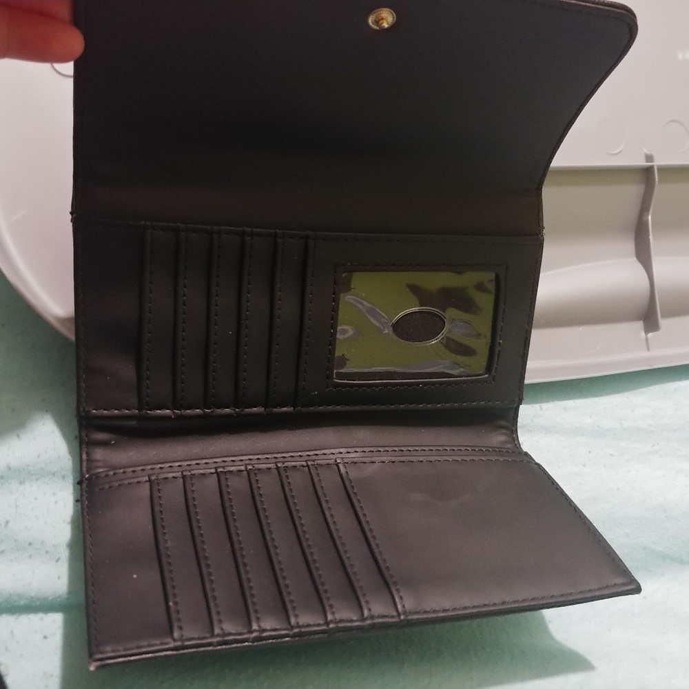 Guess wallet - Picture 2 of 2